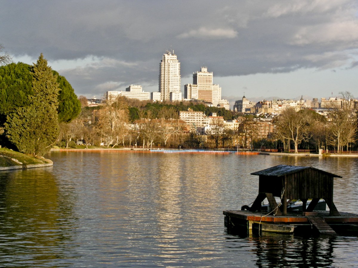 Lake in Casa de Campo Park Madrid